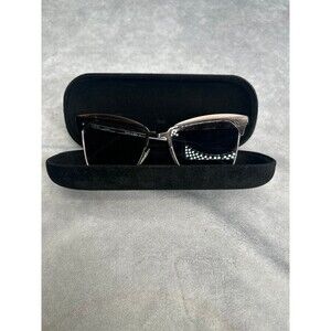 See sunglasses #1536 with case